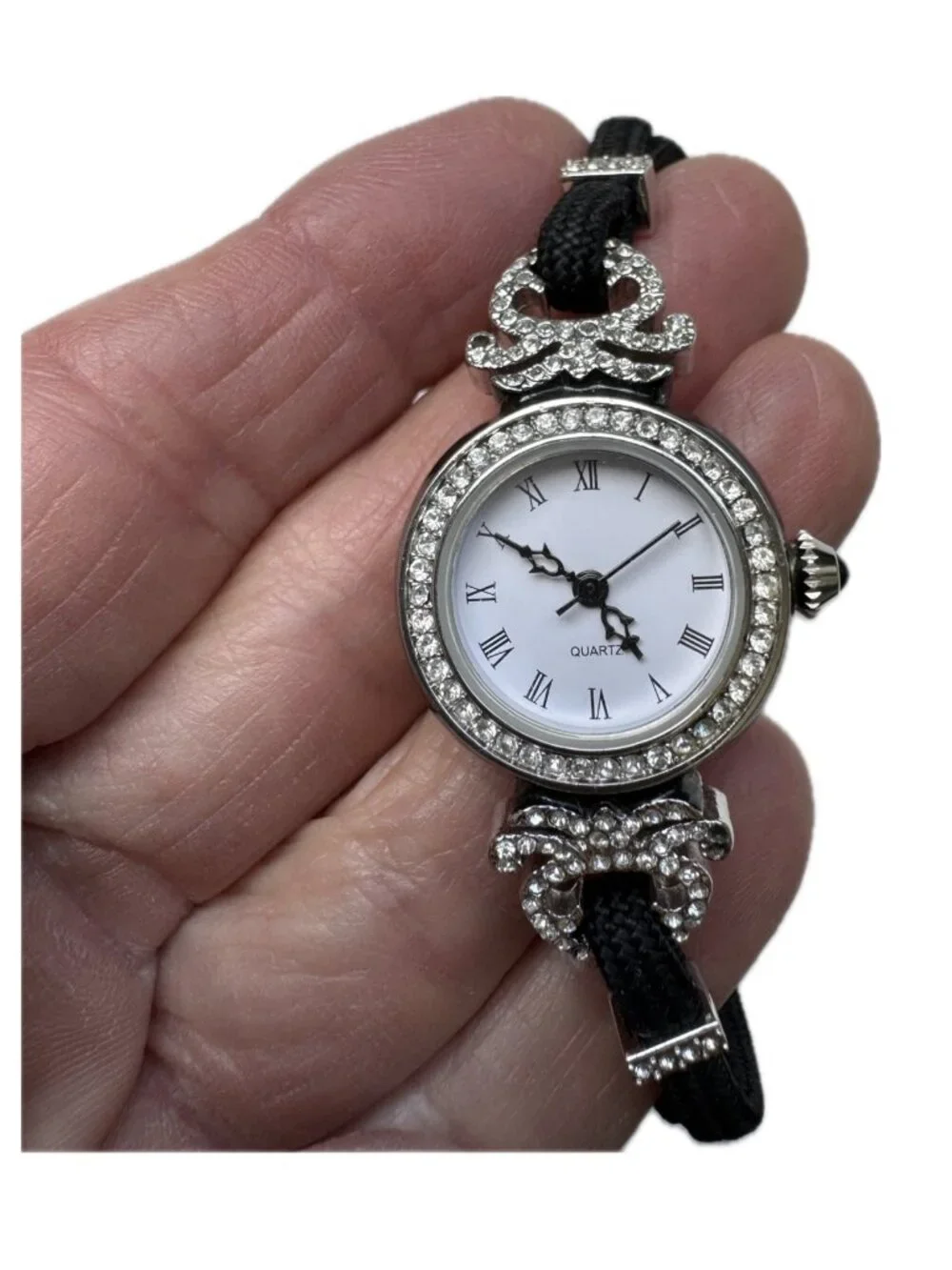MMA Art Deco Watch Metropolitan Museum of Art Round w/ Crystals